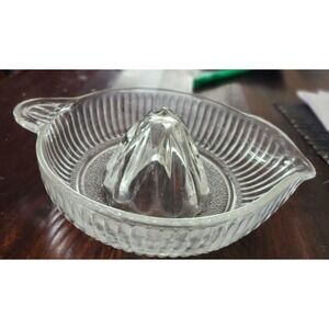 Beautiful Vintage 6" Clear Ribbed GLASS CITRUS JUICER